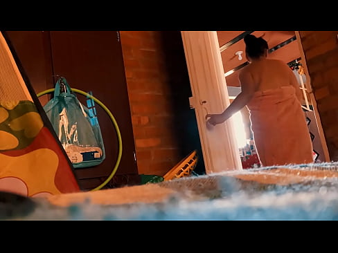 ❤️ Osabak dutxara jarraitzen nau, dutxatzen dudan bitartean izorratzen nau. ❌ Izorratu bideoa  gugan ☑